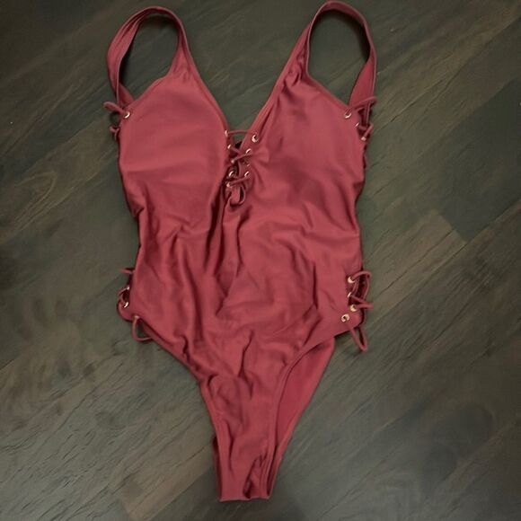 Swimsuit   - Picture 1 of 3